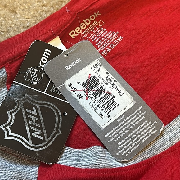 Chicago Blackhawks Longsleeve - Picture 5 of 5